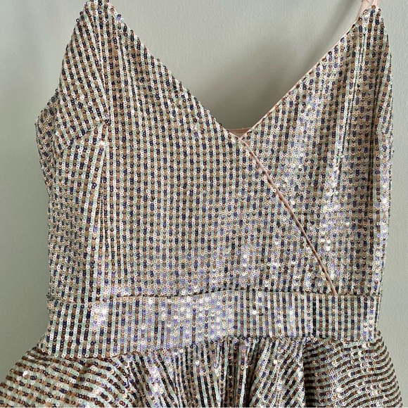 Bebe NWT Gorgeous, Sparkle Fit & Flare Dress Size 4 - Picture 2 of 11